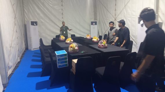 Sewa Meja Kantor Jakarta Terbaik 2025 – Lengkap, Harga Terjangkau & Siap Kirim Cepat